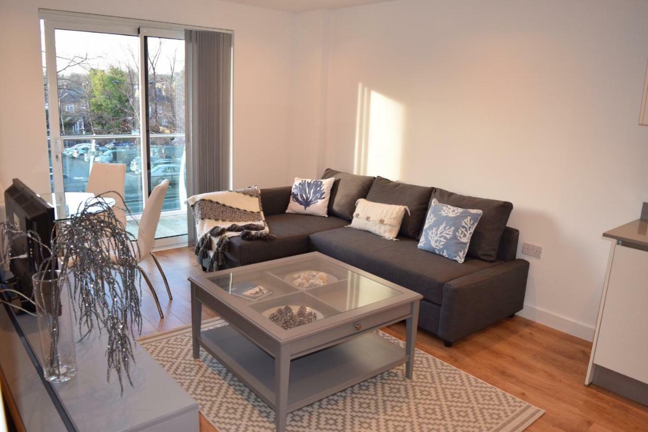 Hamptons Point Apartment Enfield Exterior photo